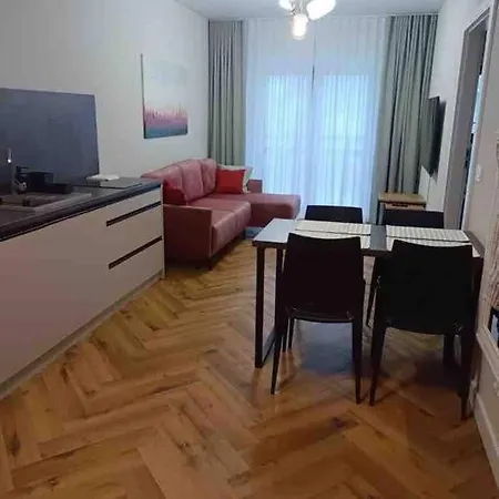 Apartmán Revisit Szklarska B5 *